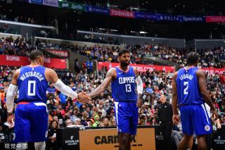 据知情人士 据知情人士