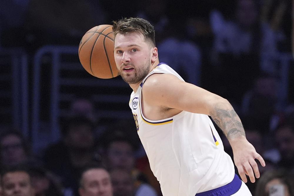 对抗中占据 对抗中占据