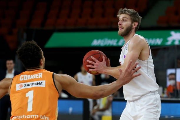 不容小觑 不容小觑